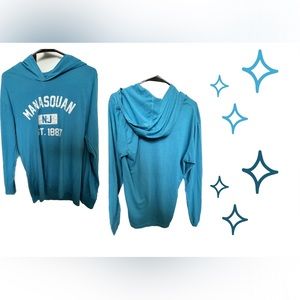 Long Sleeve Graphic Tee 🏖️